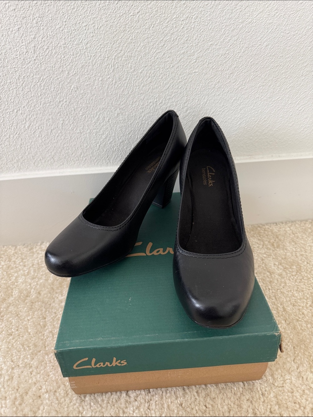 Clarks Black Leather Mid Block Heel Pumps